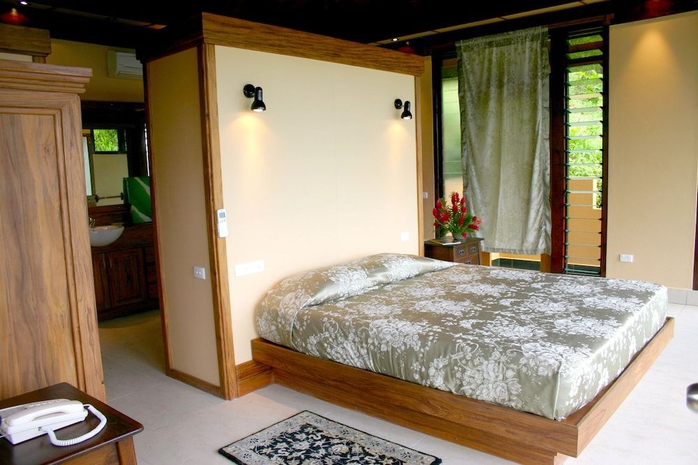 Koro Sun Resort & Rainforest Spa 2
