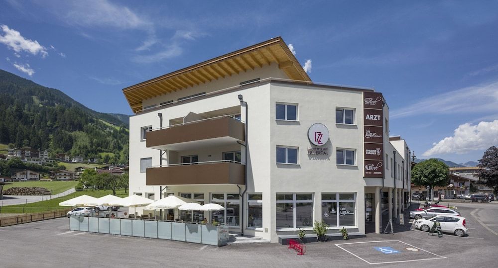 Aparthotel AlpTirol 1