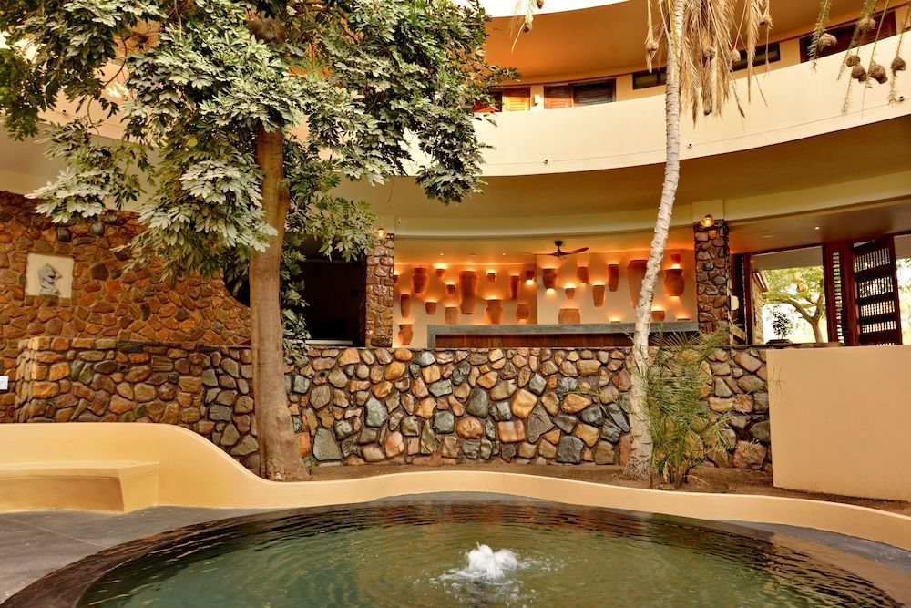 Hwange Safari Lodge 2