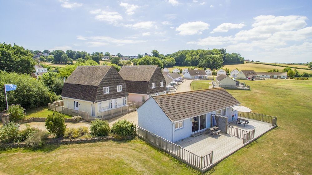 Seaview Holidays - Salterns Village 1