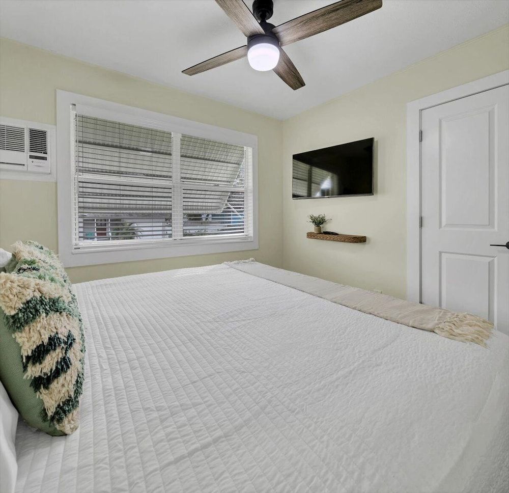 Safety Harbor Motel 1