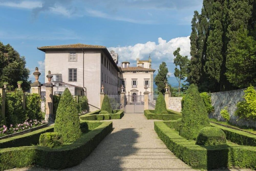 Torre a Cona Wine Estate 1