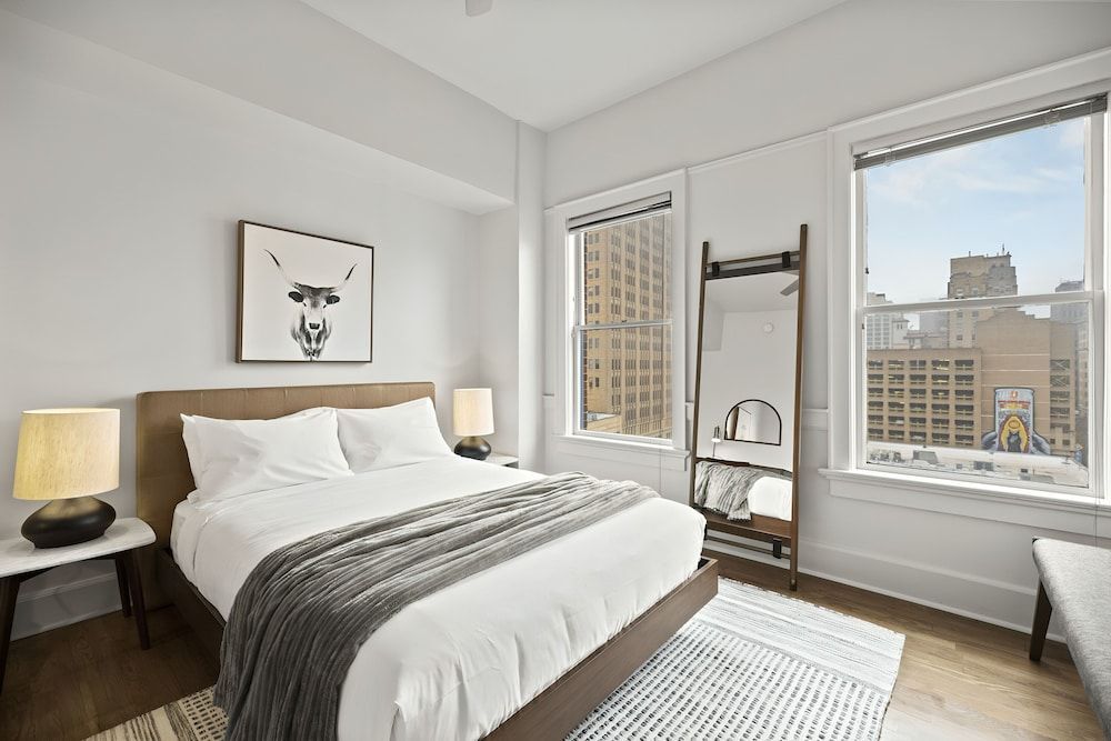 The Maverick, powered by Placemakr - River Walk 1