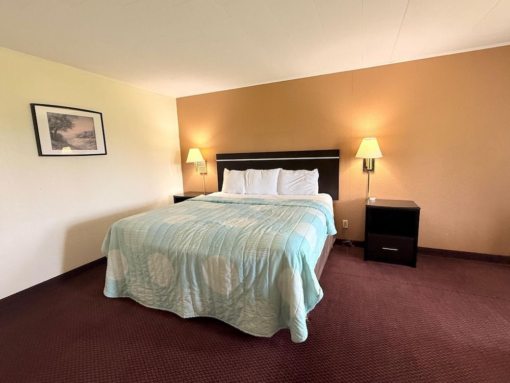 Knights Inn Kirksville 2