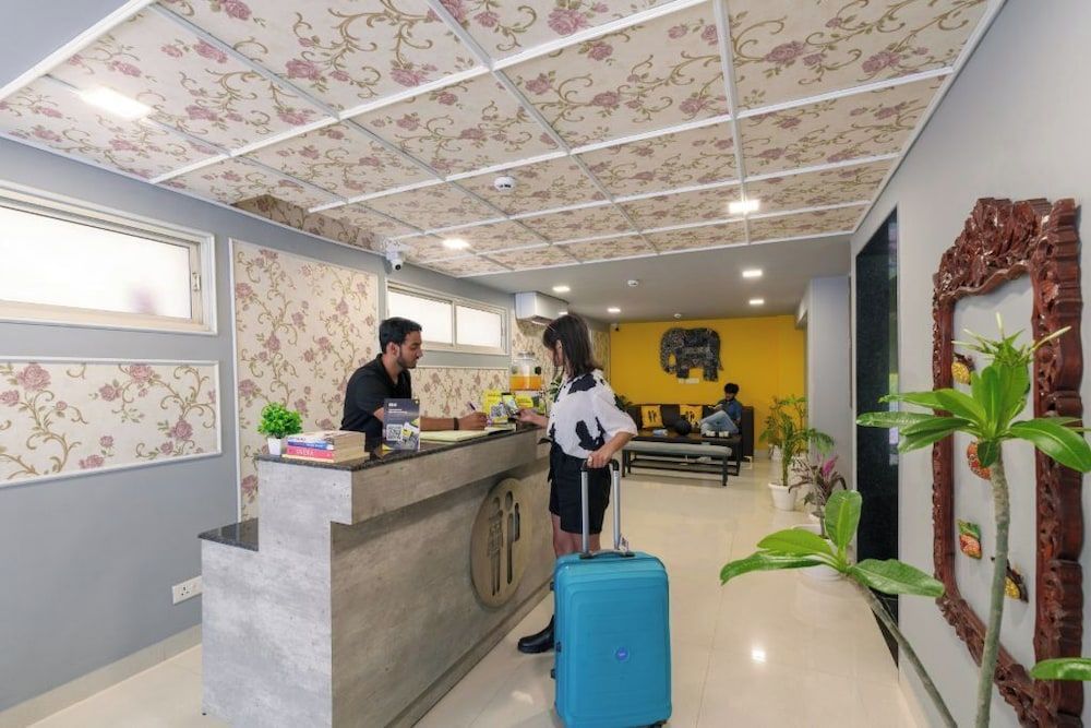 The Hosteller Jaipur, MI Road 2