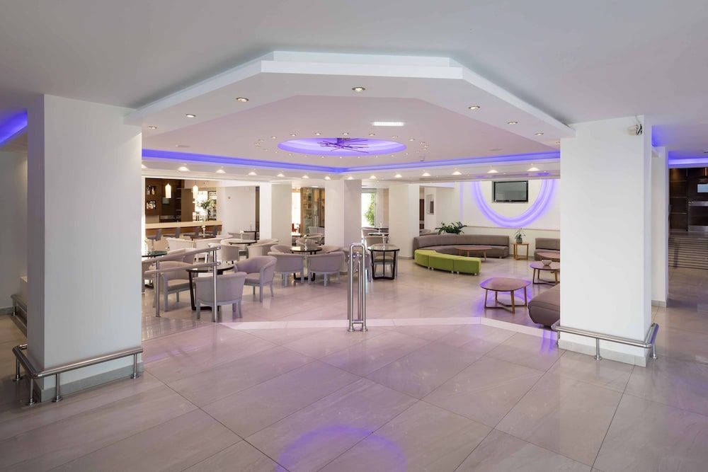 Tasia Maris Beach Hotel - Adults Only 2