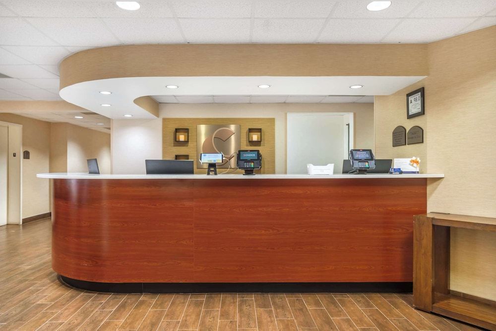 Comfort Inn & Suites Lake Norman 2