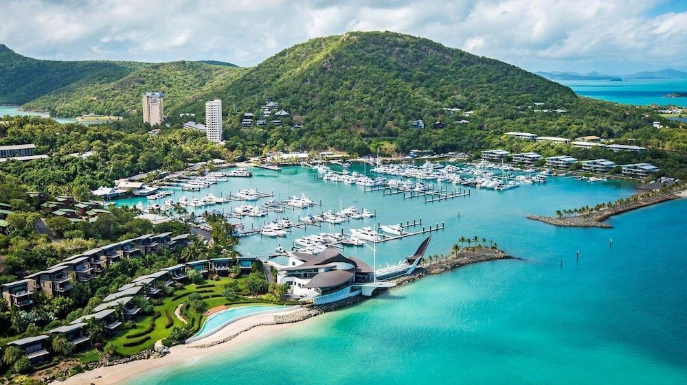 Hamilton Island Holiday Homes 1