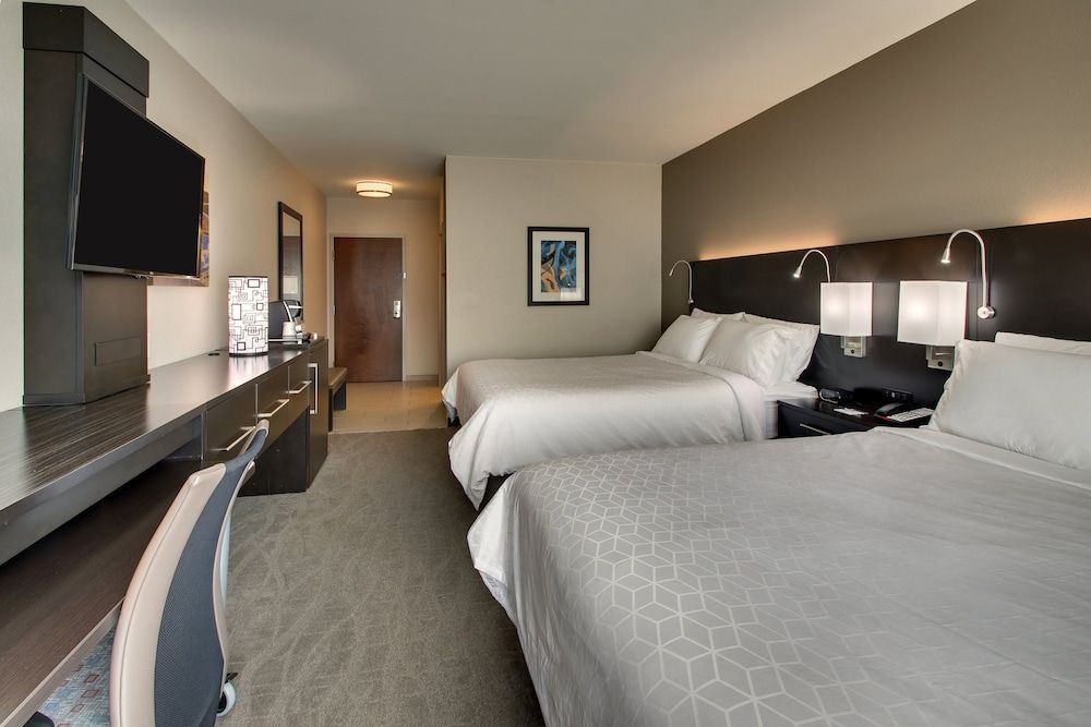 Holiday Inn Express & Suites LANCASTER EAST - STRASBURG by IHG 2