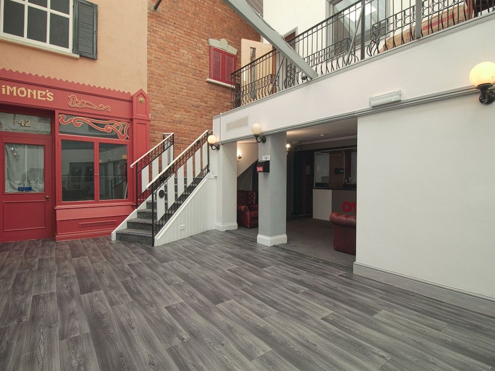OYO Hotel Clamart 1