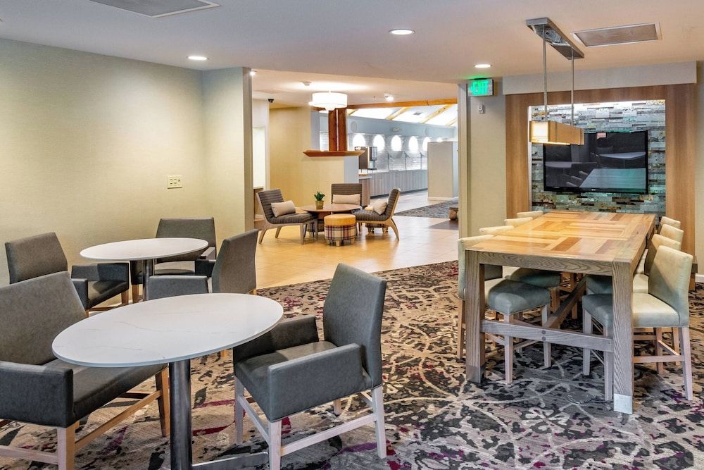 Residence Inn by Marriott Anchorage Midtown 2