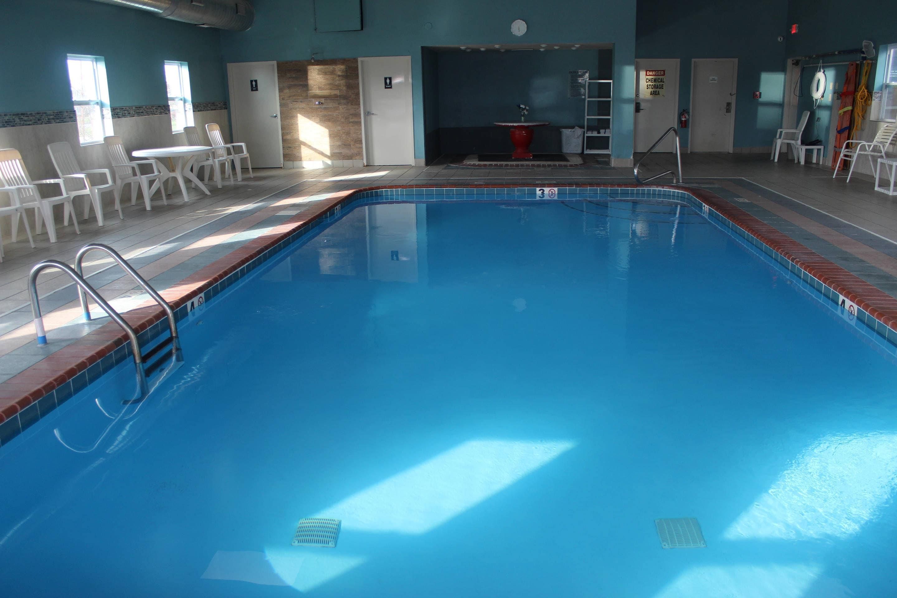 Quality Inn & Suites Hotel Muncie 2