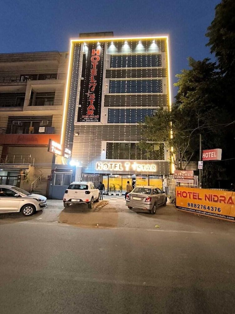 Hotel 7 Star 1