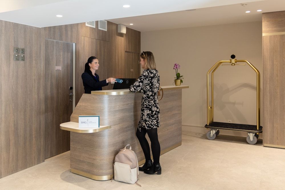 Staybridge Suites CANNES CENTRE by IHG 2