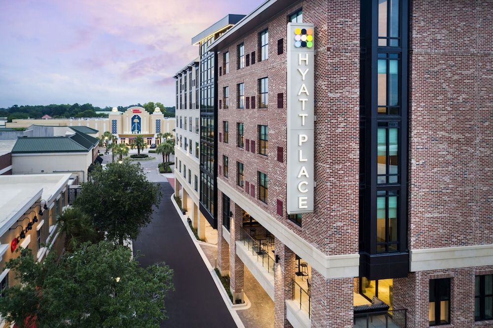Hyatt Place Mount Pleasant Towne Centre 1