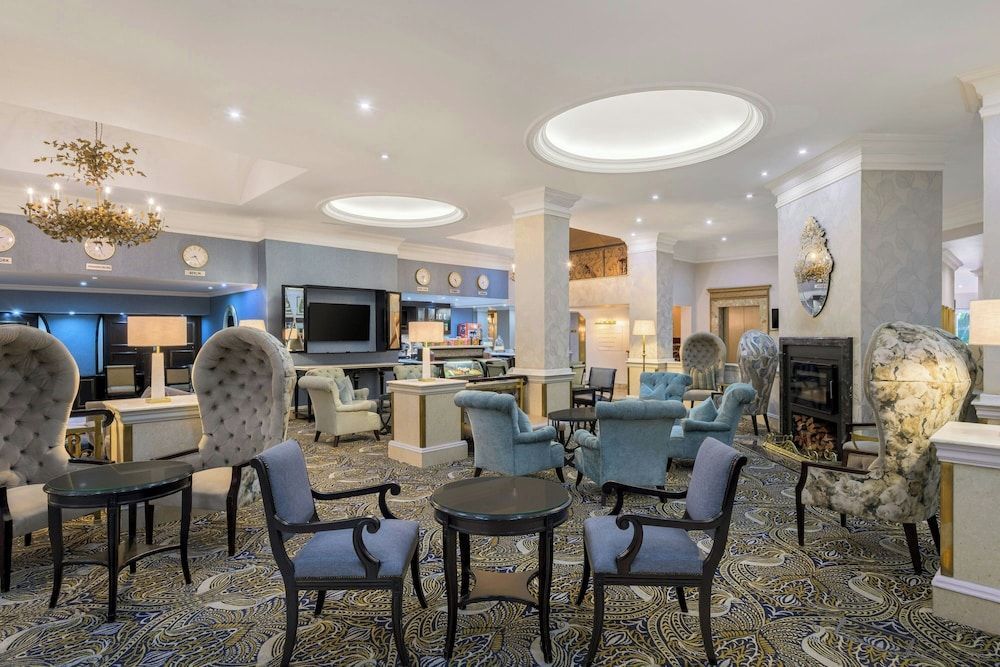 Protea Hotel by Marriott Johannesburg Balalaika Sandton 2