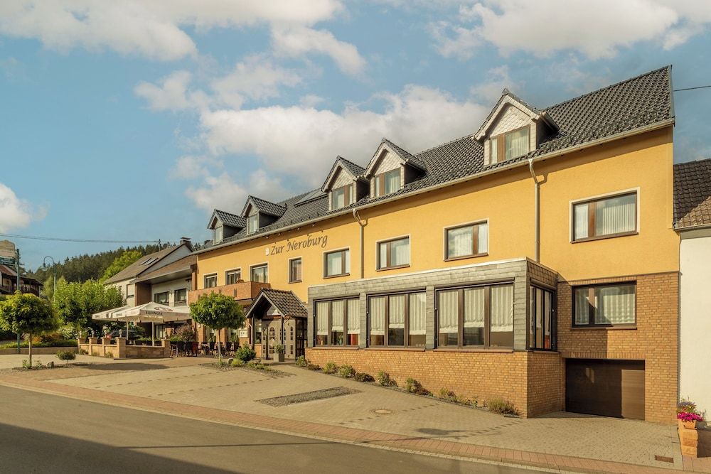 Hotel Restaurant Zur Neroburg 1