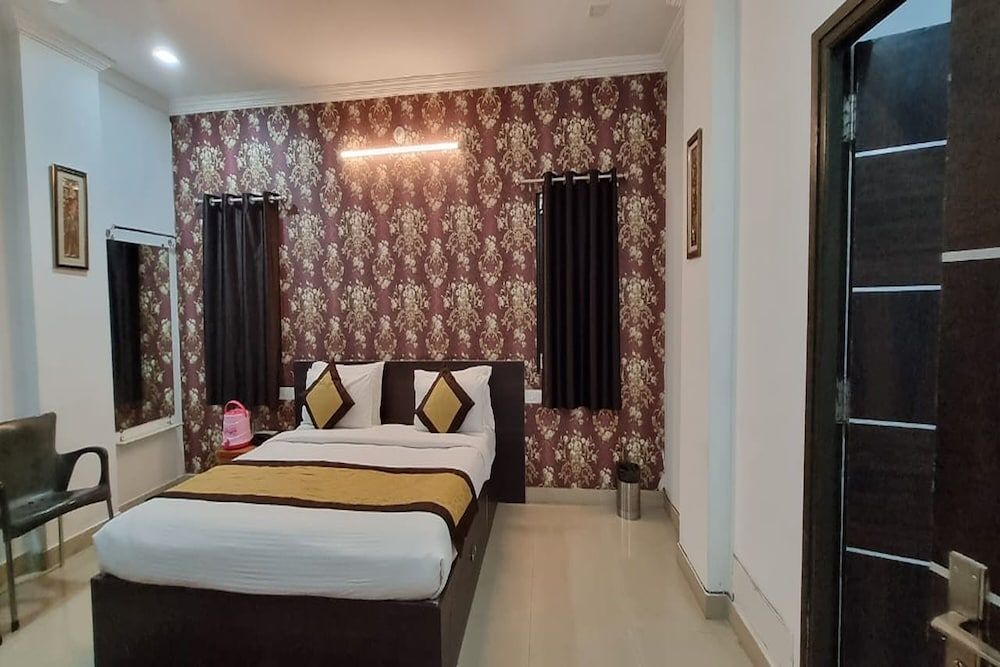 Hotel 24 Carrat 1