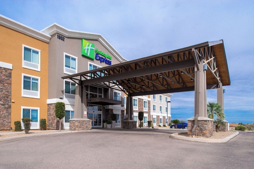 Holiday Inn Express SIERRA VISTA by IHG 1
