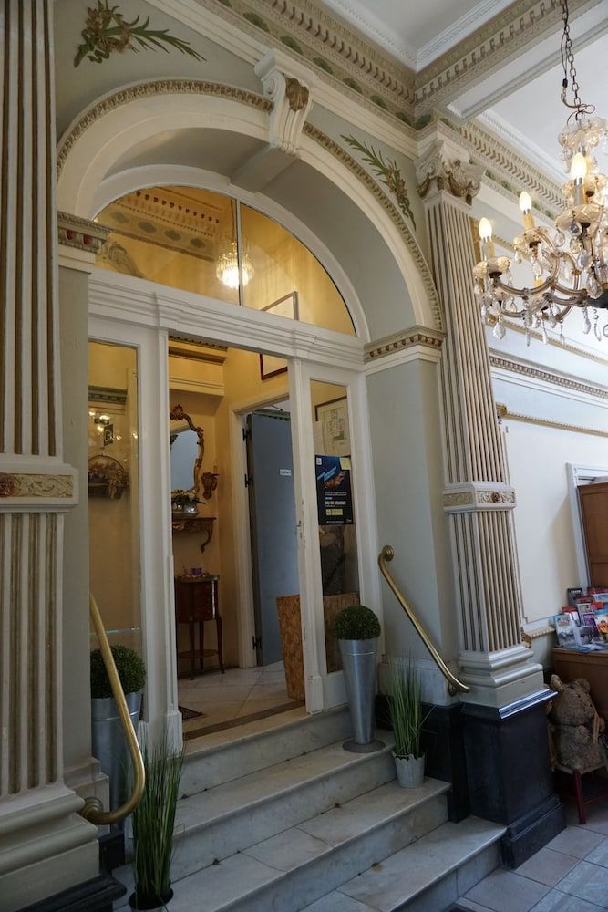 Hotel Asiris 2