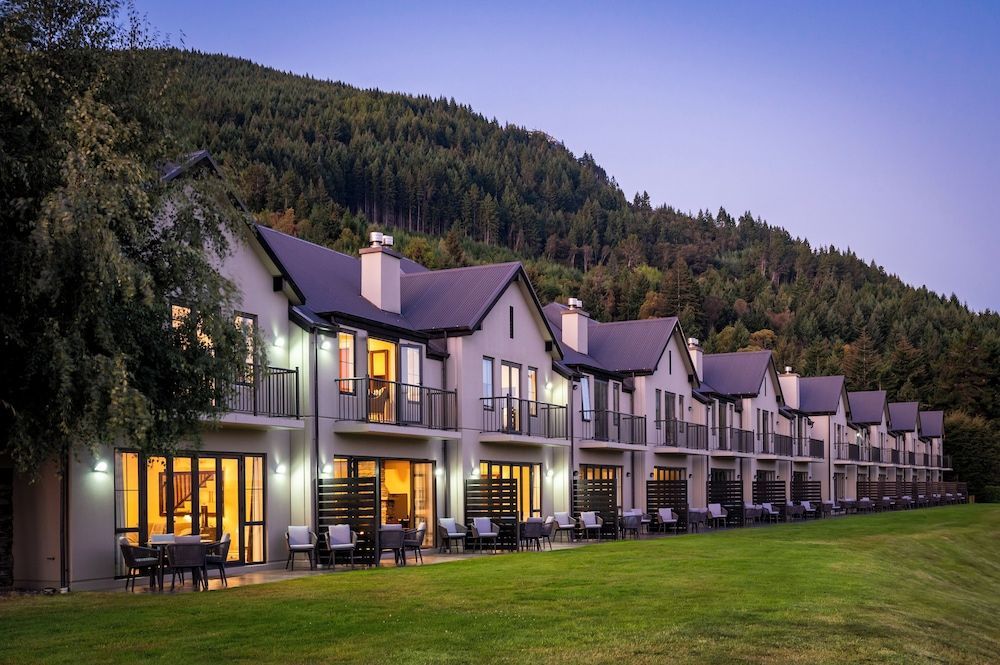 Platinum Queenstown 1