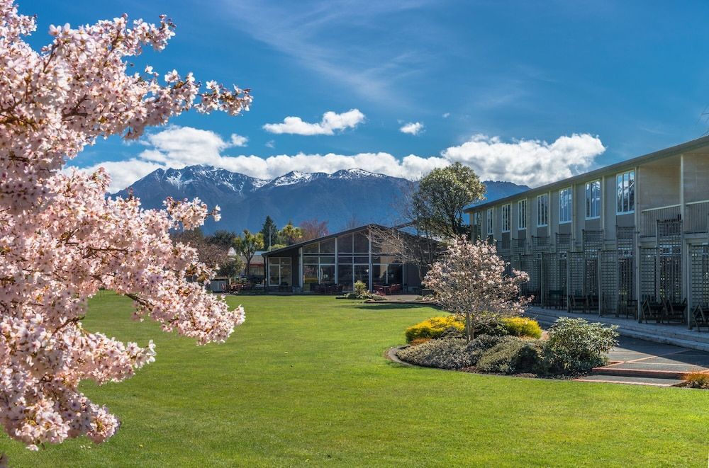 Distinction Te Anau Hotel & Villas 1