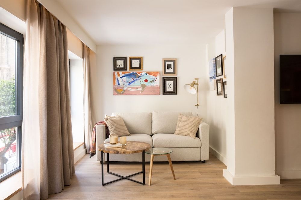 Puerta Catedral Suites 2