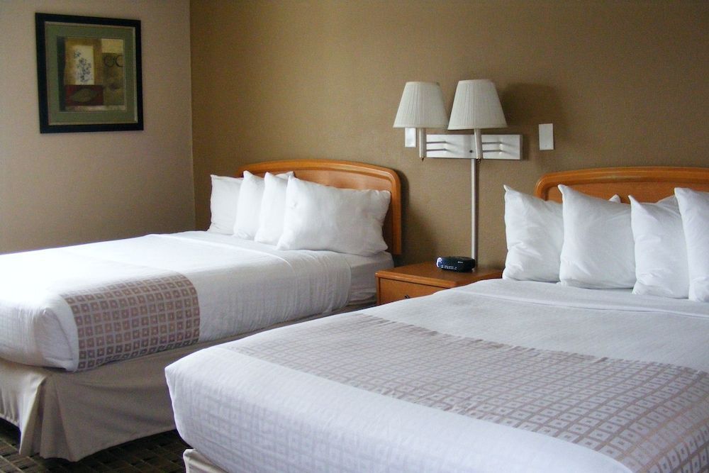 Americas Best Value Inn and Suites Bismarck 2