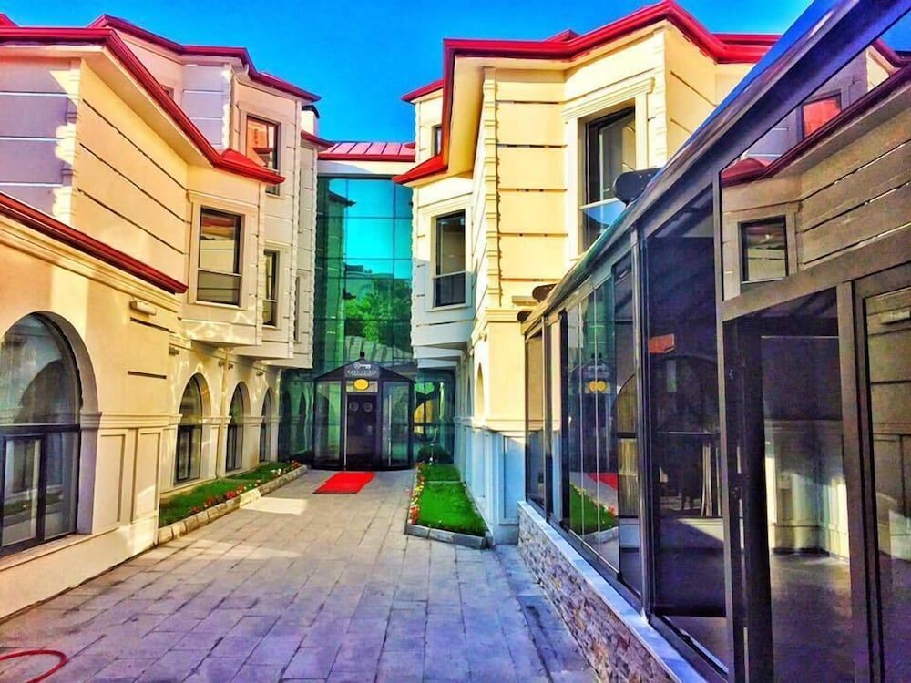 Kars-i Si̇ri̇n Otel 1