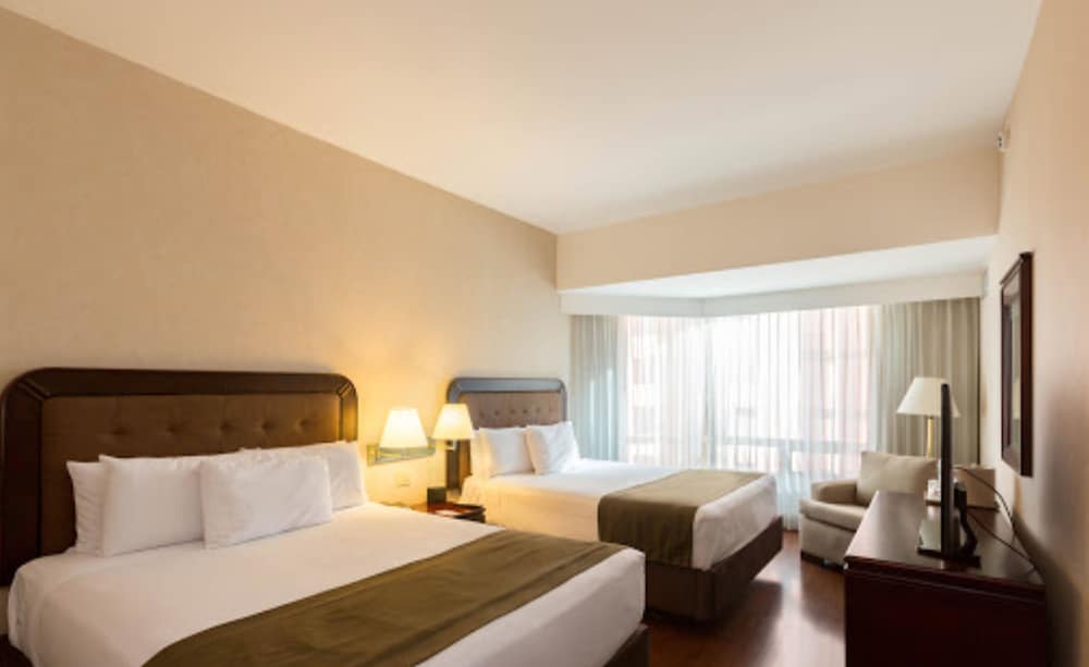 Clarion Suites Guatemala City 2