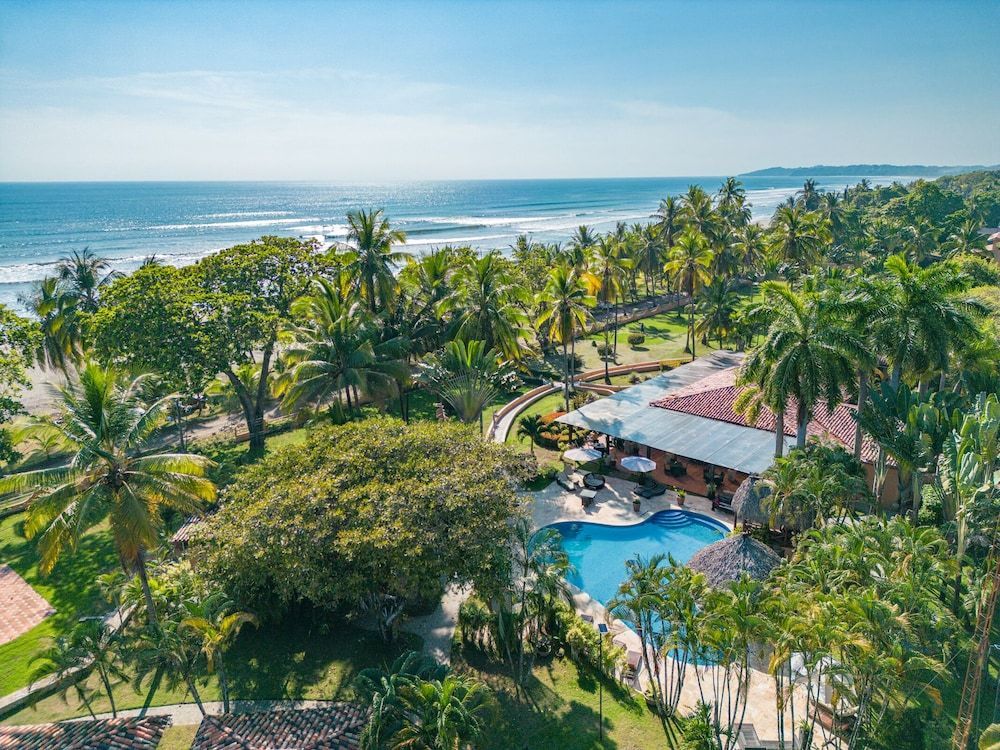 Sunset del Mar Beach Resort 1