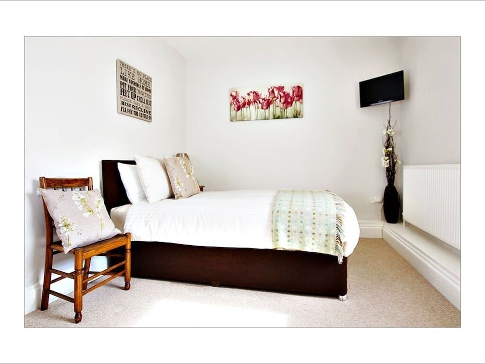 Harewood End Inn 2