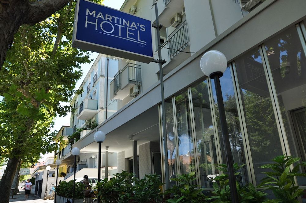 MARTINA' S HOTEL 1