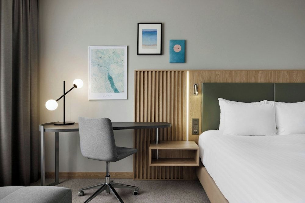 Courtyard by Marriott Zurich North 1