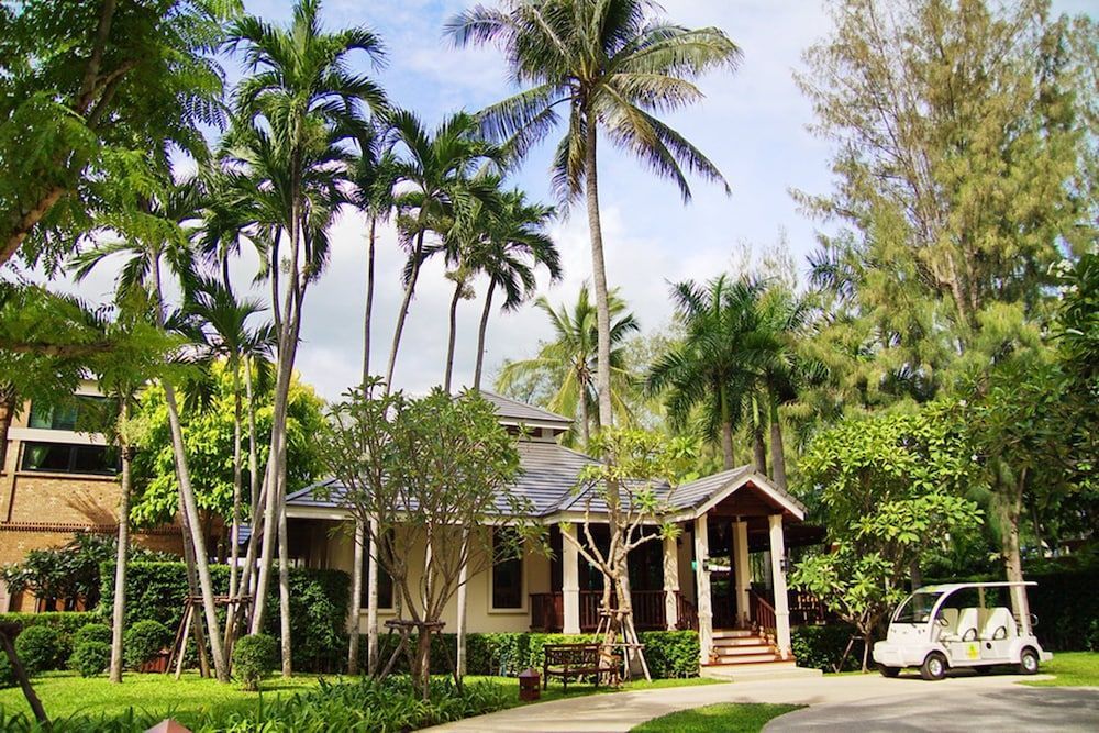 Raya Resort Beach front - The Most Green Resort in Cha-am 1