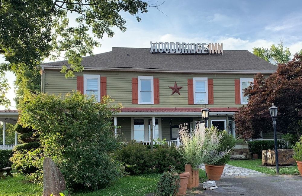 Woodbridge Inn & Tavern 1