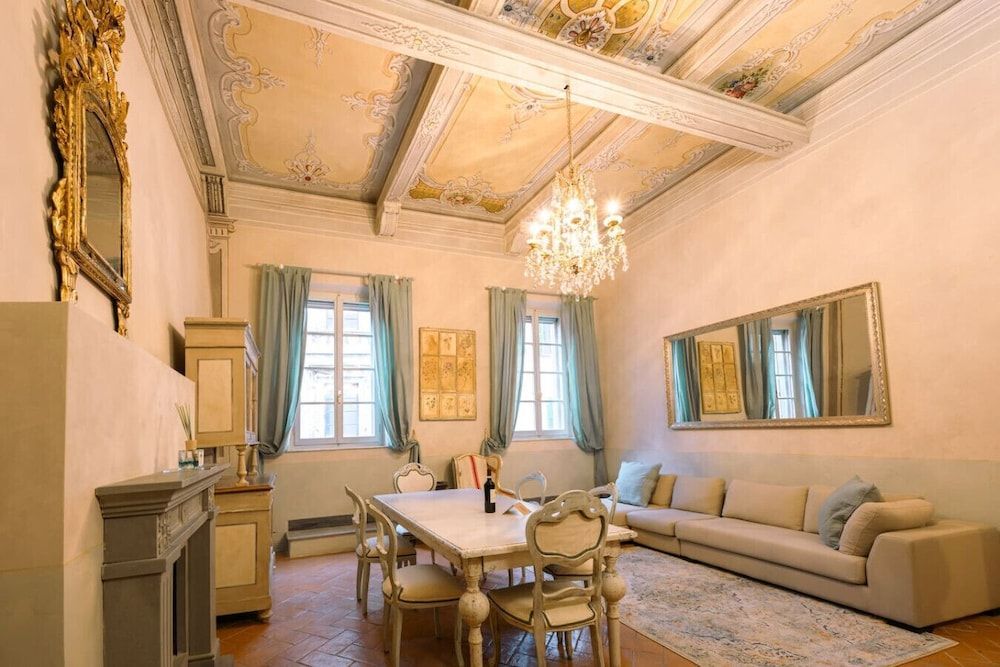 Avignonesi - Elegant Apartment in Montepulciano Historic Center 1
