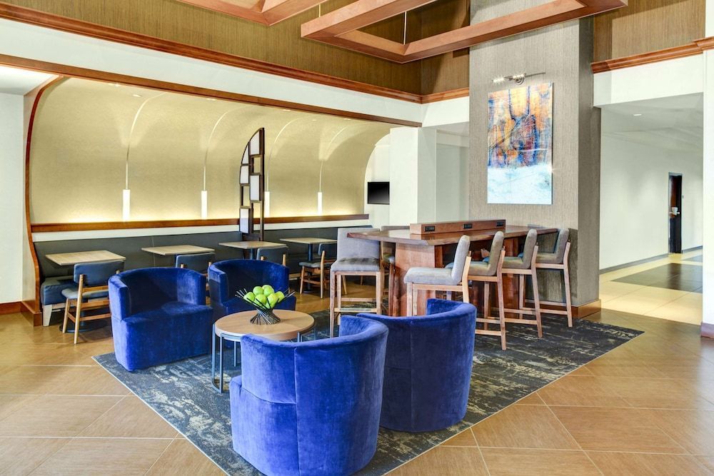 Hyatt Place Louisville-East 2