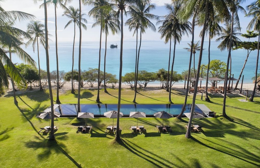 Haadtien Beach Resort 1