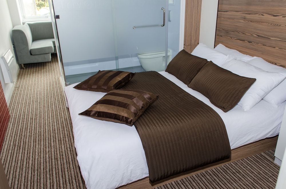 Trivelles - Bradford - Sunbridge Road 1