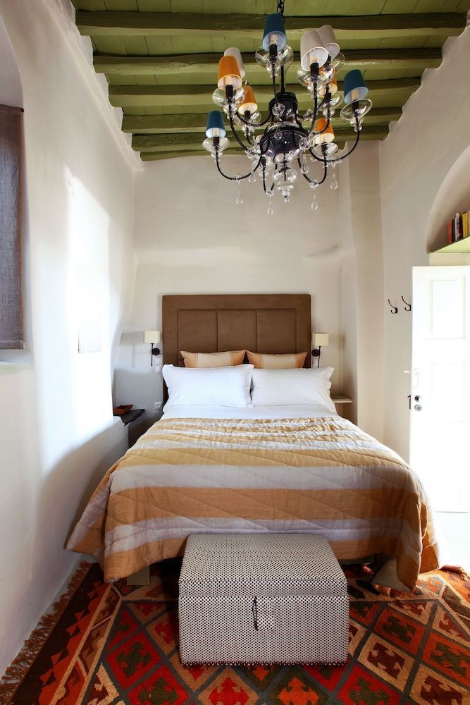 Tinos E-houses 1