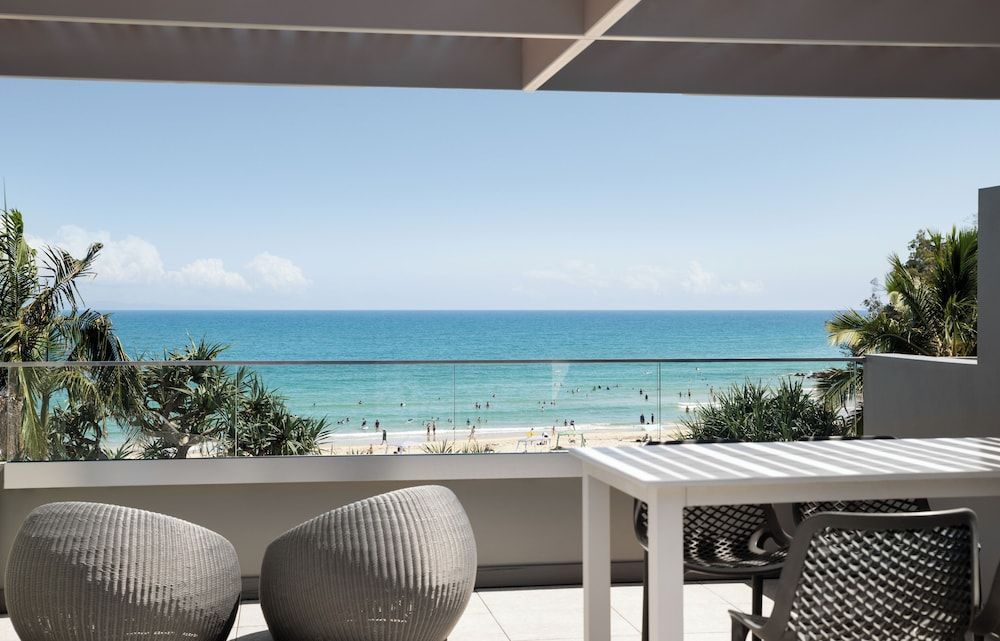 Netanya Noosa Beachfront Resort 1