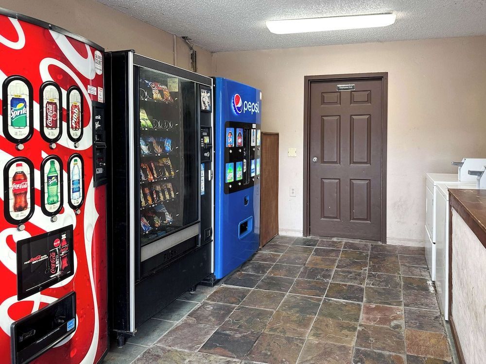 Motel 6 Atlanta GA Atlanta Airport East 1