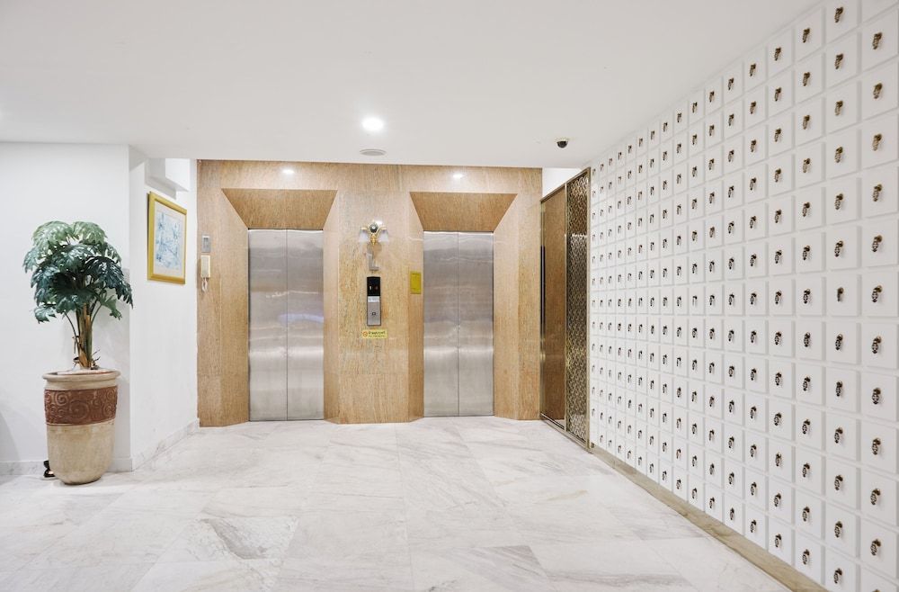 Sunday Platinum Suites 2