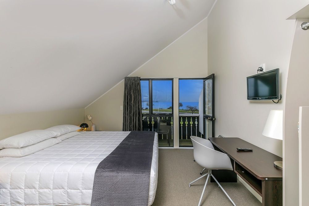 Le Chalet Suisse Motel Taupo 2