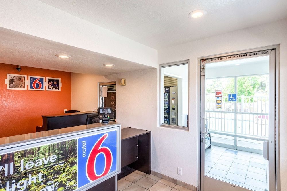 Motel 6 Redding, CA - Central 2