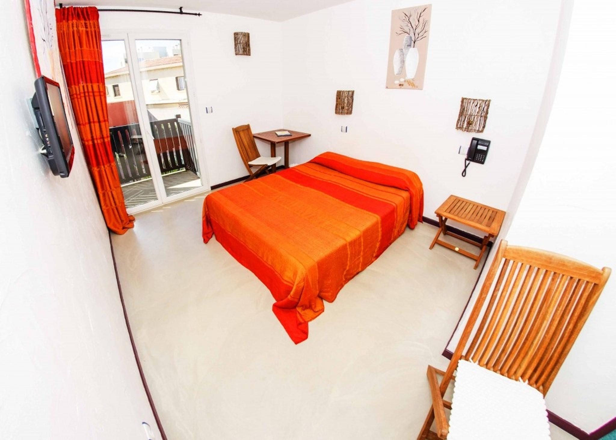 Logis Hotel De La Clape 2