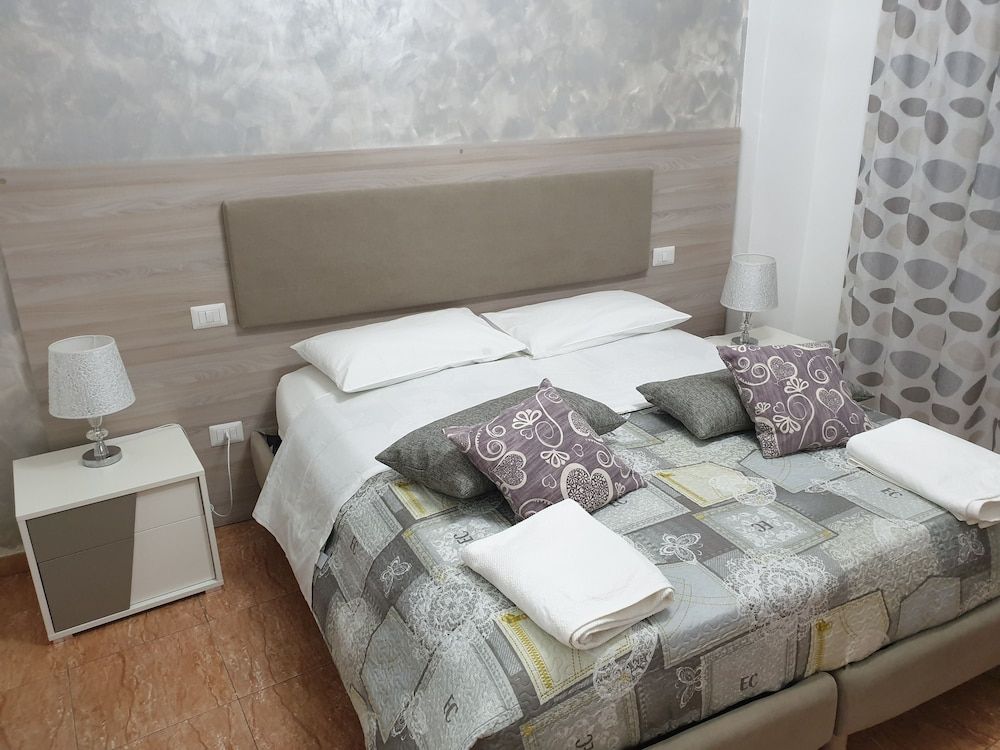Beauty House 1