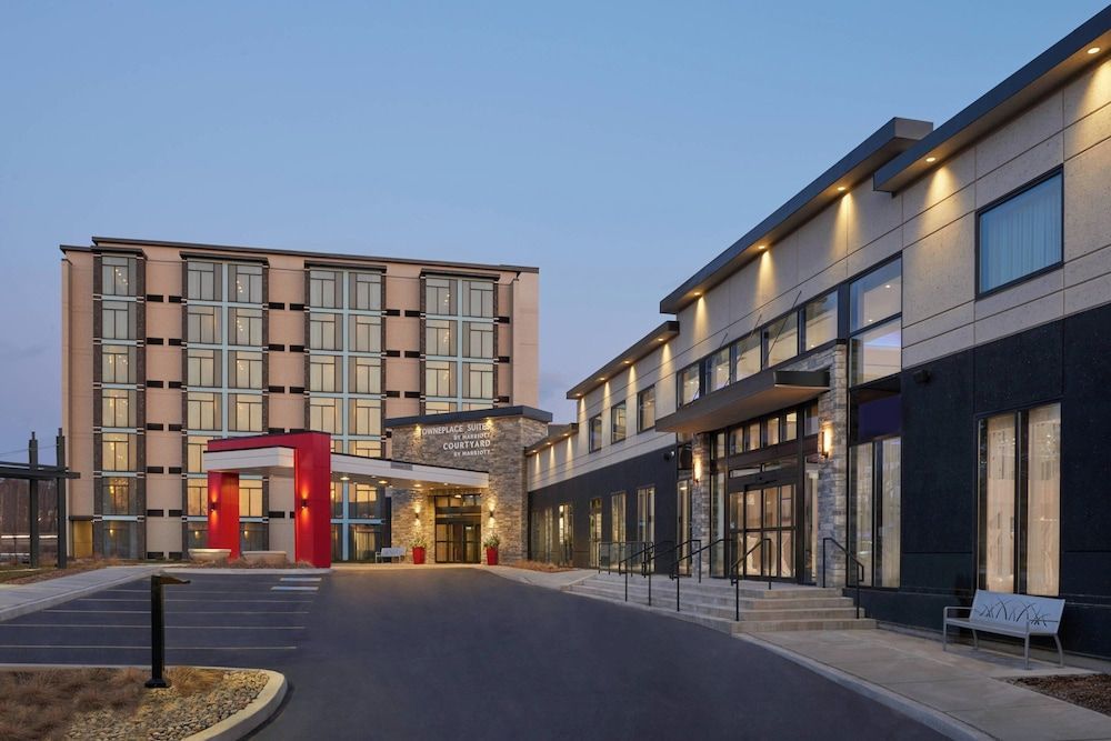TownePlace Suites by Marriott Oshawa 1