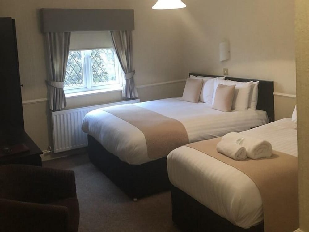 Bowes Incline Hotel 2